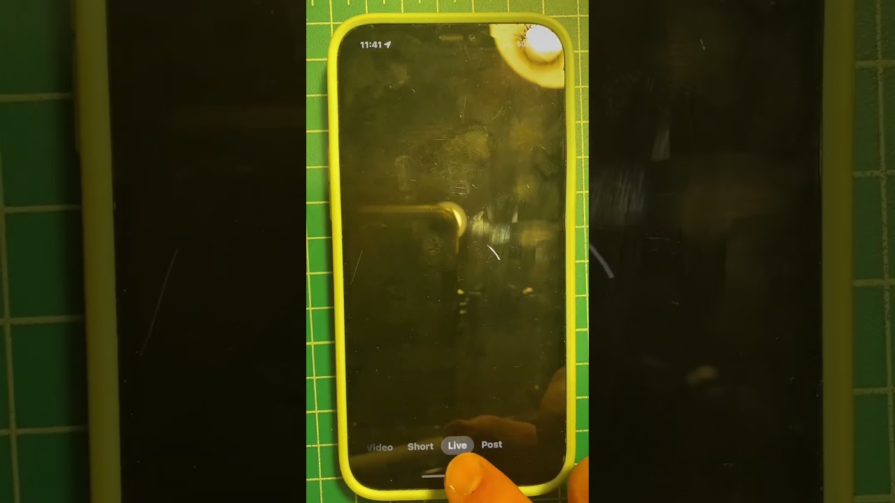 Live Stream Horizontally on YouTube 📱