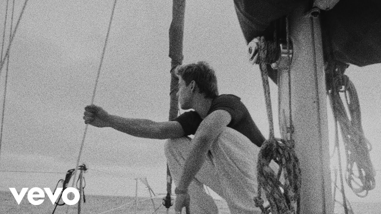 The Kid LAROI - HOT GIRL PROBLEMS 🎤 Official Music Video