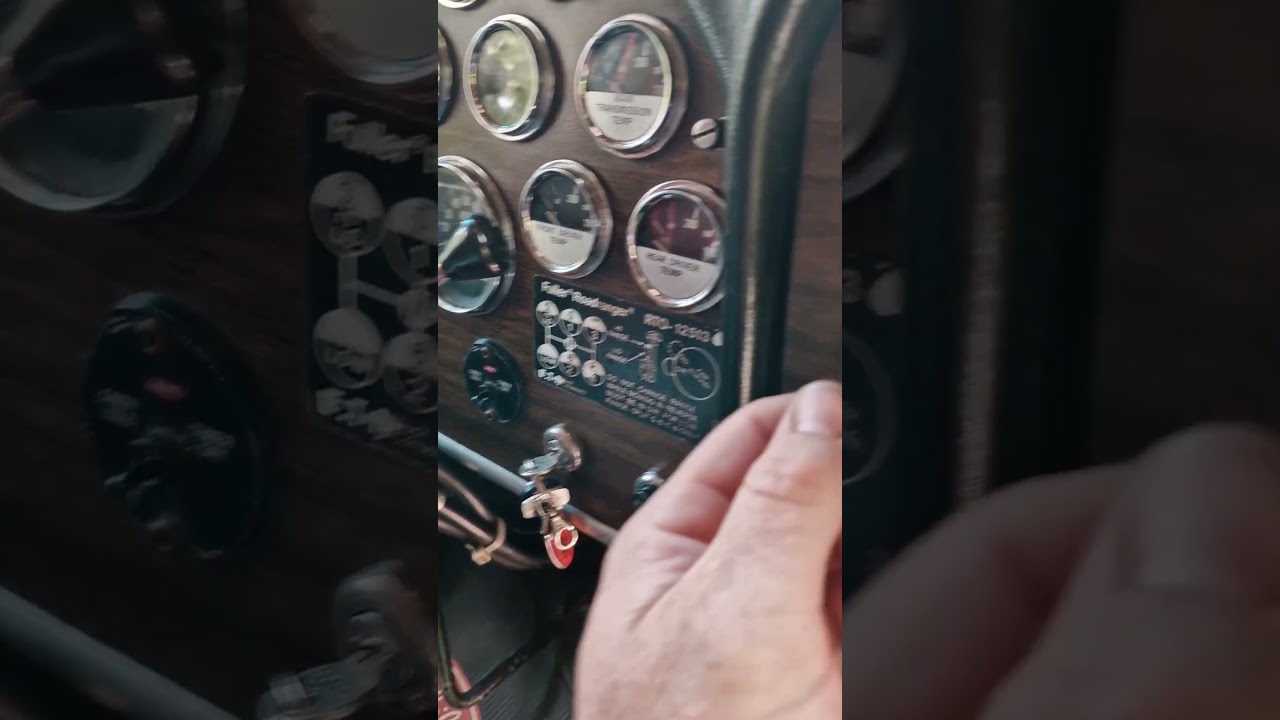 Pete 359 Big Cam Jake Brake Idle Test 🚛