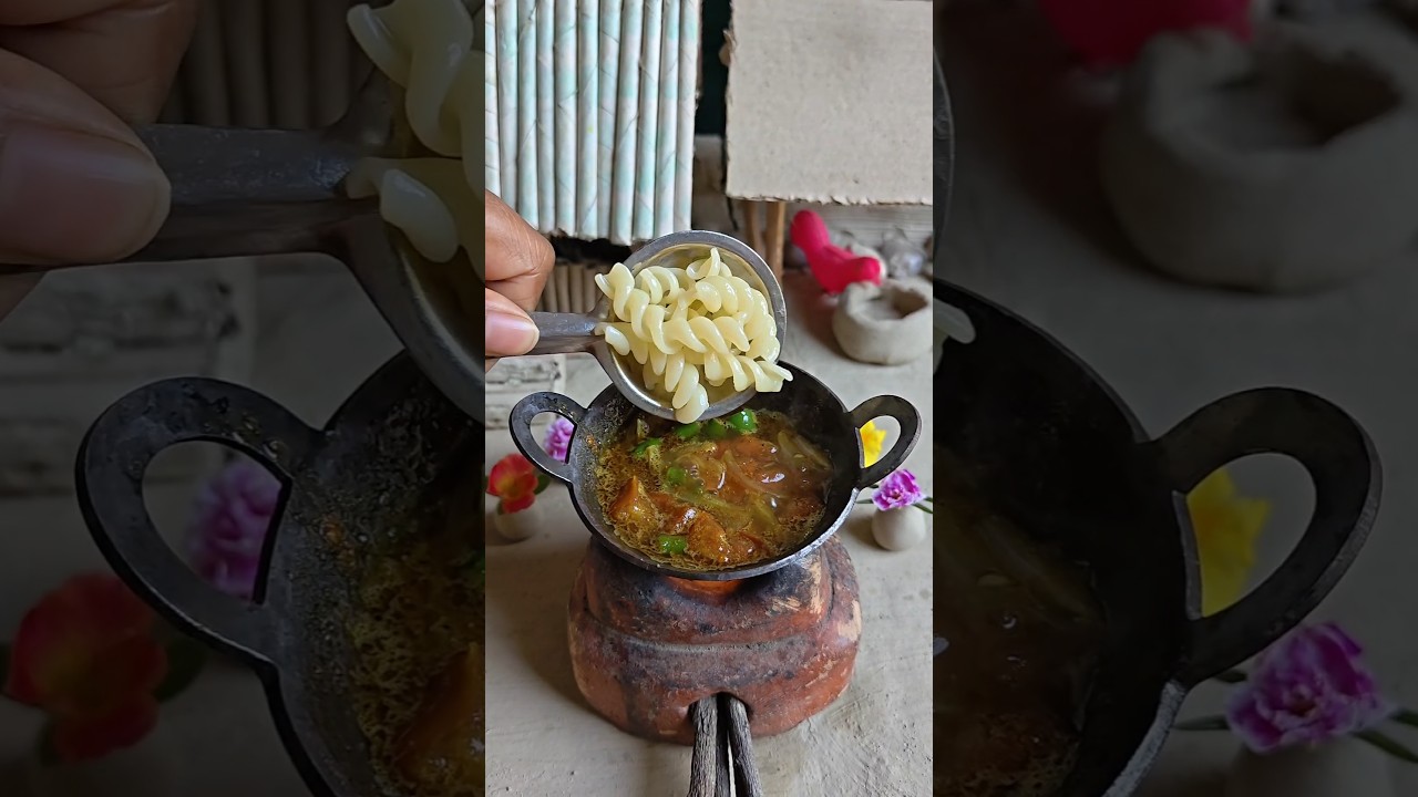 Watch Tiny Pasta Make in a Fun Miniature Cooking Video! π