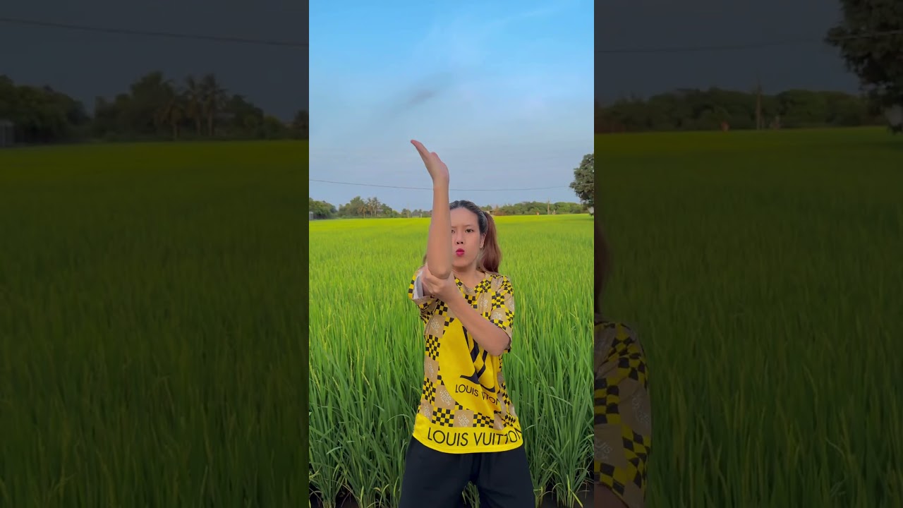 Bé Ba Tập Võ Cùng Hai Bà Dà 🥋 | Shorts Vui Nhộn