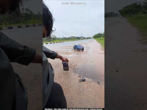 লোকটি খেলনা গাড়ি দিয়ে কি চমক দেখালো | toy car challenge