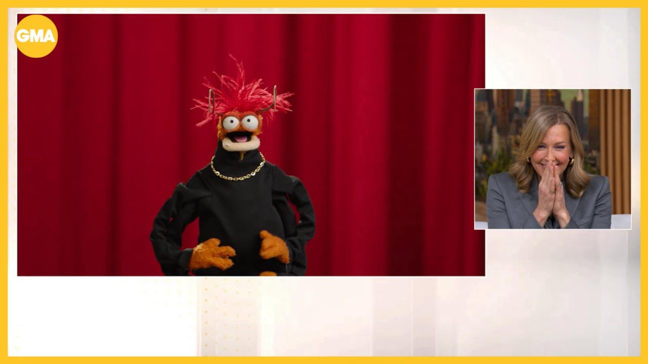 Lara Spencer gets message from her not-so-secret admirer, Pepe the King Prawn