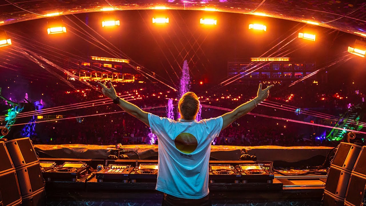 Armin van Buuren at Tomorrowland 2024 🎶