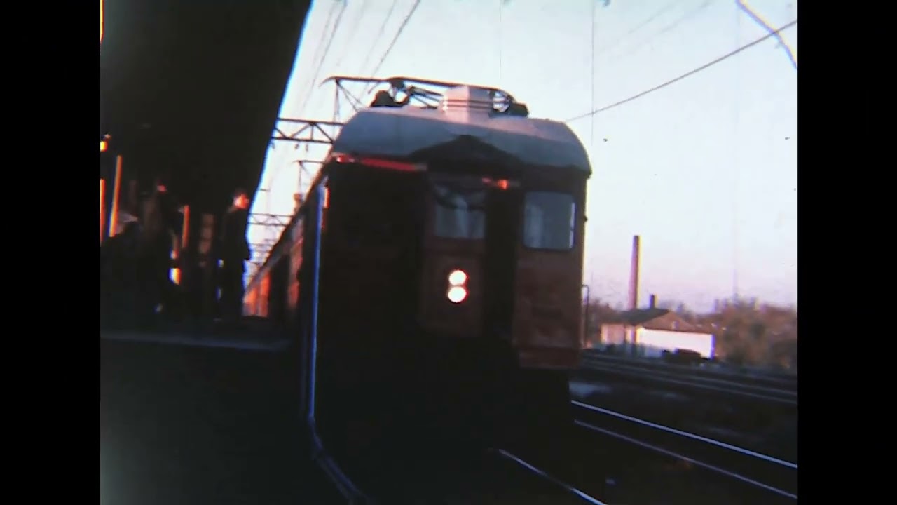 Elton John - Tell Me When The Whistle Blows