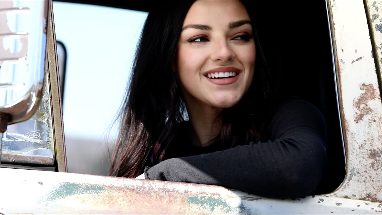 Alexis Wilkins - Holdin' On 🎶 Official Music Video