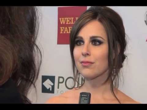 'One to One with Gloria' and Cara Buono (Presenter) at Point Honors New York