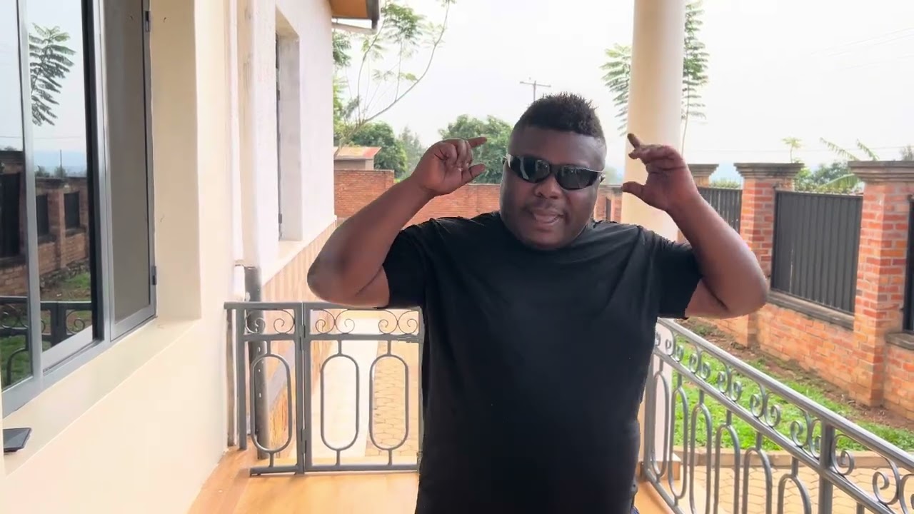 Umukobwa avuga ko Abanyarwanda bose banuka, byateje impaka zikomeye 🇷🇼