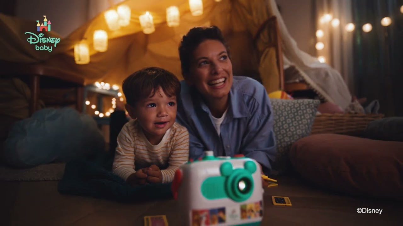 Baby Clementoni : Projecteur & Conteuse d'Histoires Disney pour Enfants 🧸