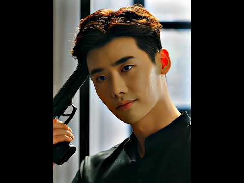 The Bullet Passed Through the Girl | W Two Worlds #shorts #kdrama #leejongsuk #hanhyojoo