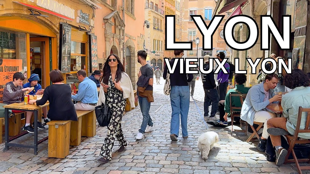 Lyon, France Walking Tour of Vieux Lyon in 4K