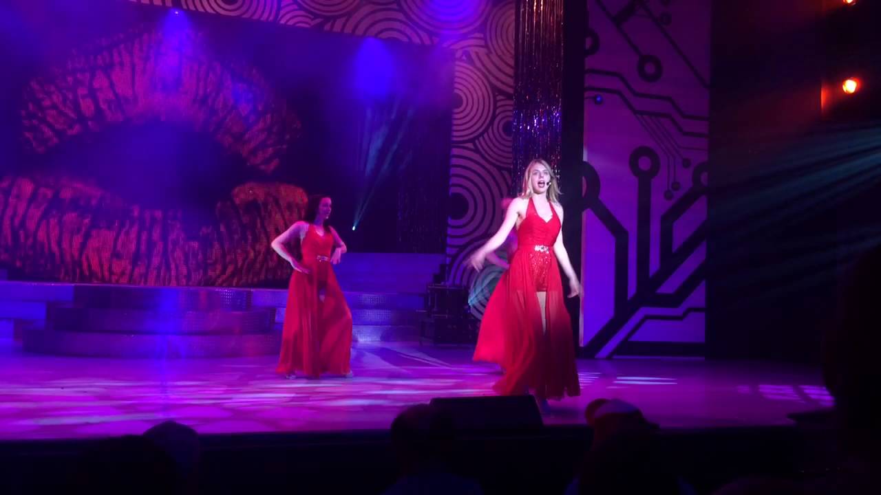 Kiley Pearson at Six Flags Over Texas 2016 🎢