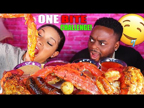 ONE BITE SEAFOOD BOIL MUKBANG CHALLENGE! (KING CRAB, MEGA PRAWNS, LOBSTER TAILS) 먹방 | QUEEN BEAST