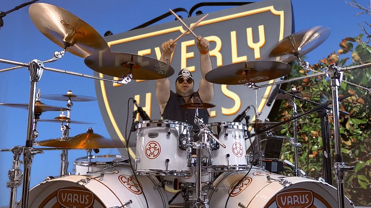 At The Movies - The Heat Is On from Beverly Hills Cop