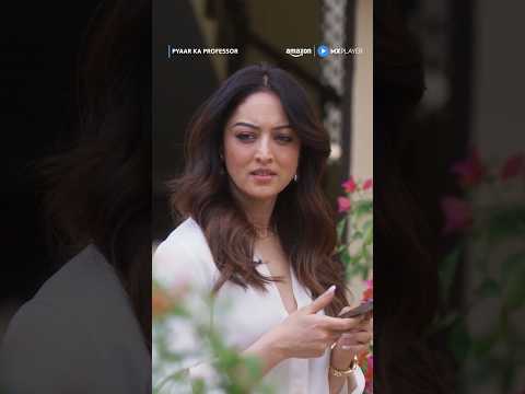 Smart Strategies To Get Her Attention | Sandeepa Dhar | Pyar Ka Professor | Amazon MX Player