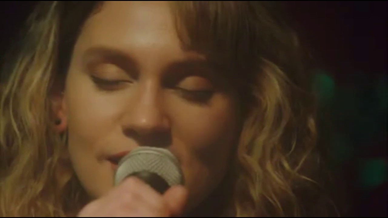 Farah Zeynep Abdullah's Stunning Performance of 'Ben Seçtim Yolumu' in Gülizar Finale 🎶