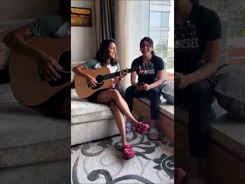 Jemimah Rodrigues and Harleen Deol jamming on a new Punjabi Song #ytshort 🤩