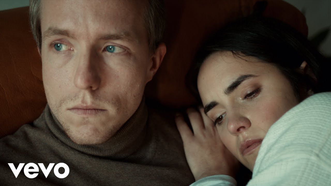 Lipo - VIDÍM, JAK SE STMÍVÁ ft. ODD 🎶 | Překlad a Ukrainian Subtitles