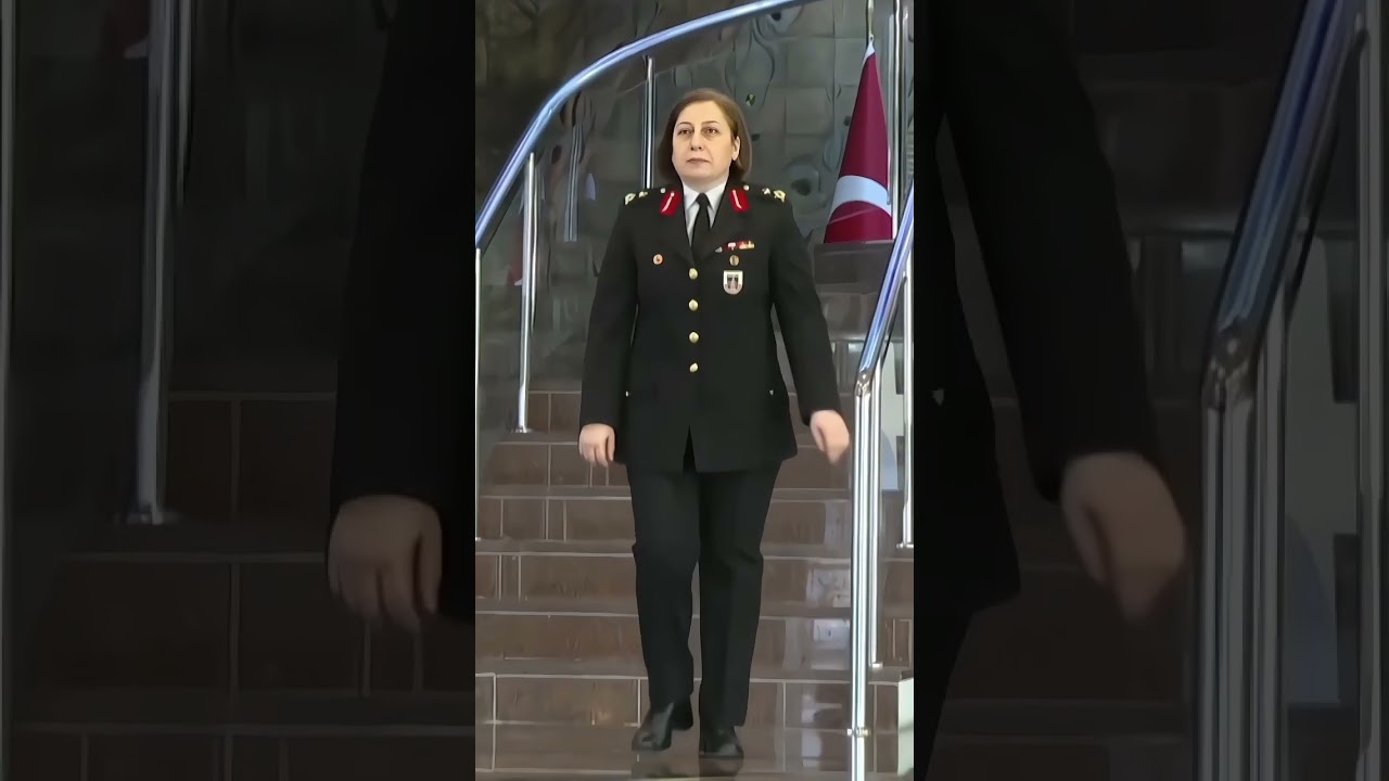 İlk Kadın General Özlem Yılmaz 🚓