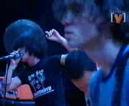 At The Drive-In - Pattern Against User (Live Sydney 2001)