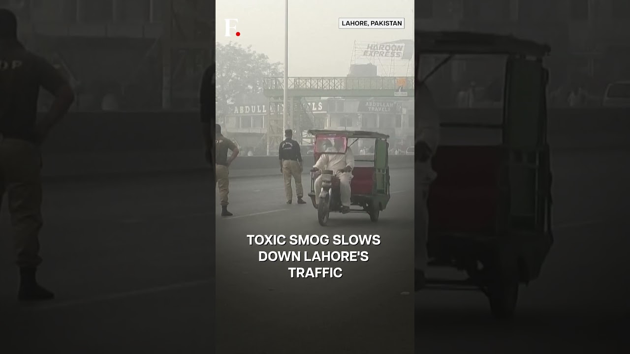 Lahore Suffers as Toxic Smog Reaches Hazardous Levels 🚫