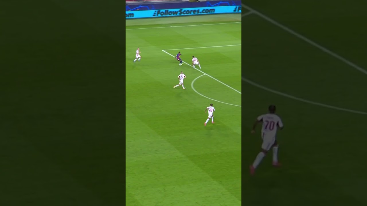 Pedri puts in a sweet ball and Rashford finishes it brilliantly 🍬 #fcbarcelona #championsleague