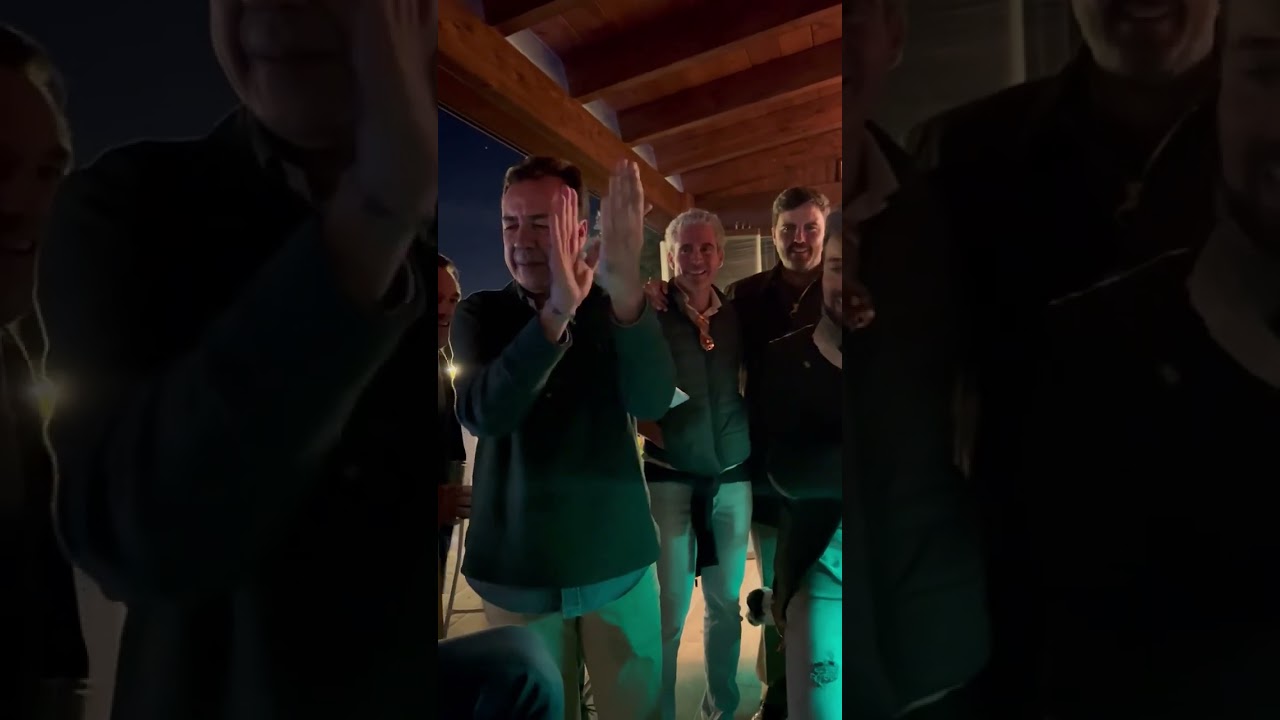 ¡Increíble! José León cautiva a Sevilla con su recitación 🎤