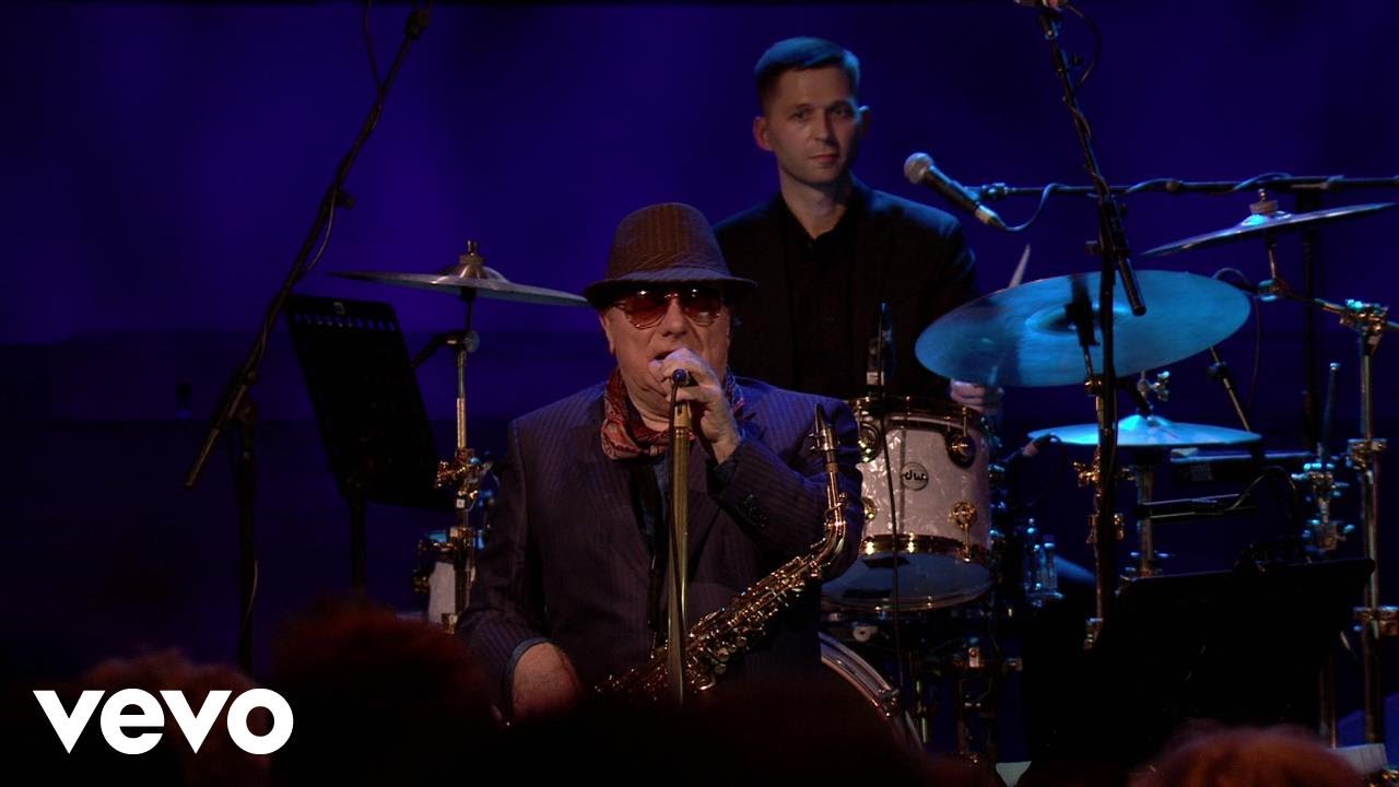 Van Morrison Performs 'Brown Eyed Girl' Live 🎶