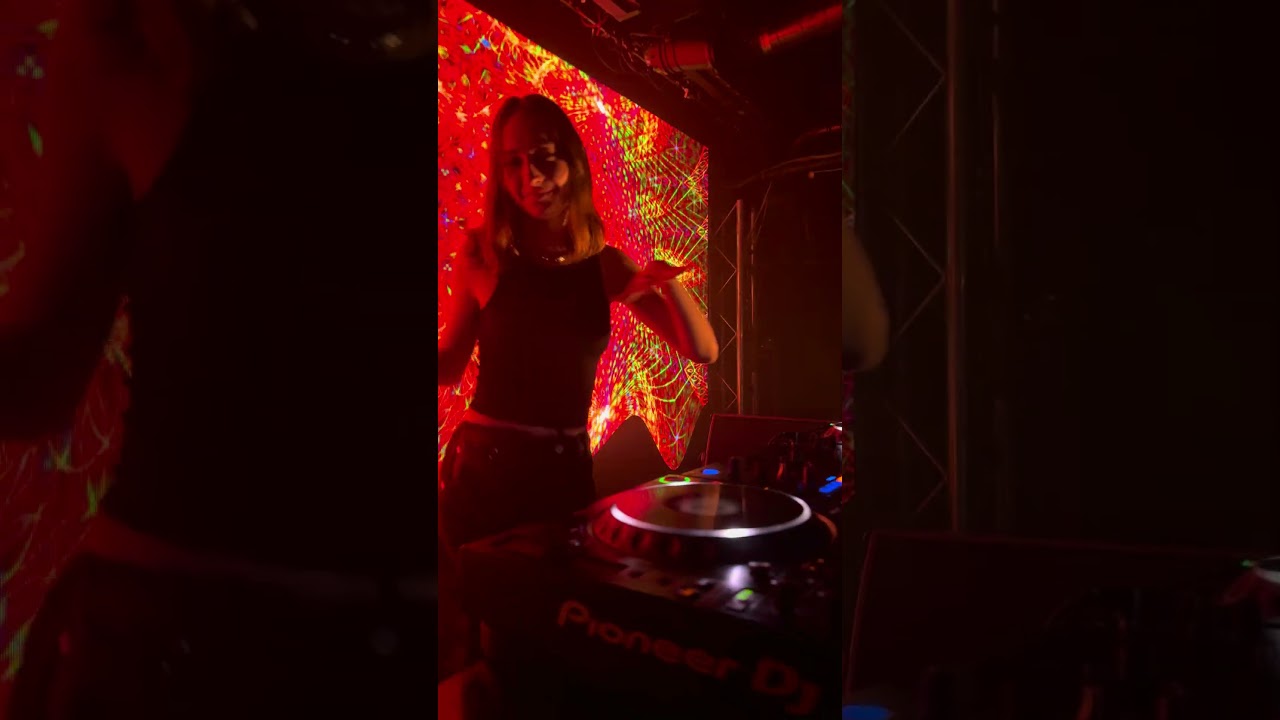 Experience the Psytrance Frenzy at Alladin Club with Abstract Machine 🌌