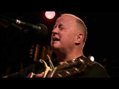 Christy Moore - Delirium Tremens (Official Live Video)
