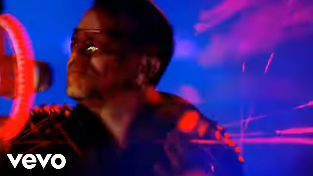 U2 Live: Ultra Violet (Light My Way) at Rose Bowl 🎸