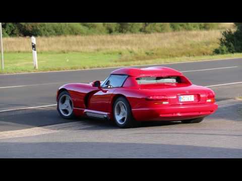 Oldskool American supercar: Dodge Viper RT/10 Roadster startup and acceleration [Lovely Sounds]