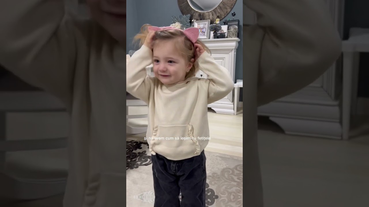 Mini Vlog with Eva & Eliza: Family Fun & Outfit Ideas! 👗