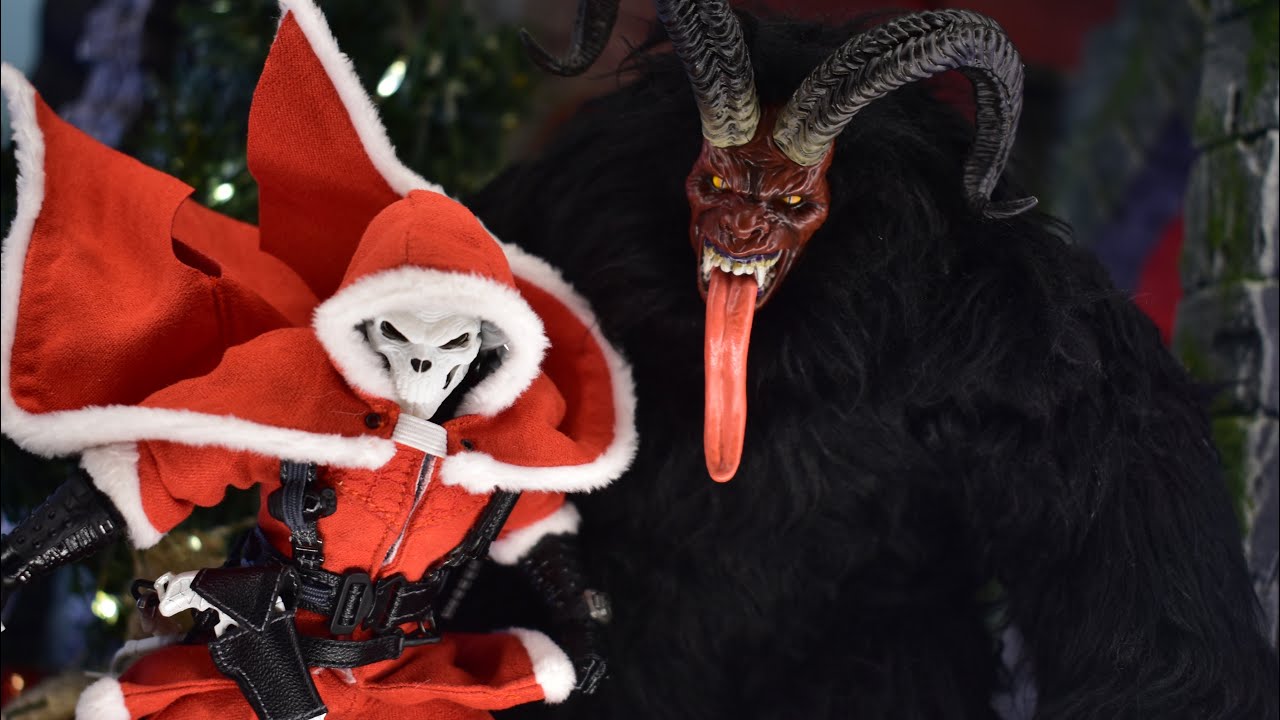 Mezco One:12 Holiday Doc & Krampus π