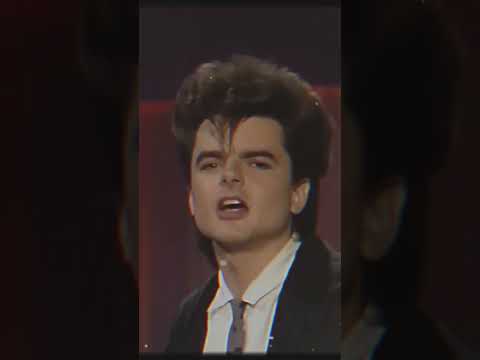 guess the hit of the 90s ❤️ #strangerthings #90svibes #90smusic #90svibe #80smusic