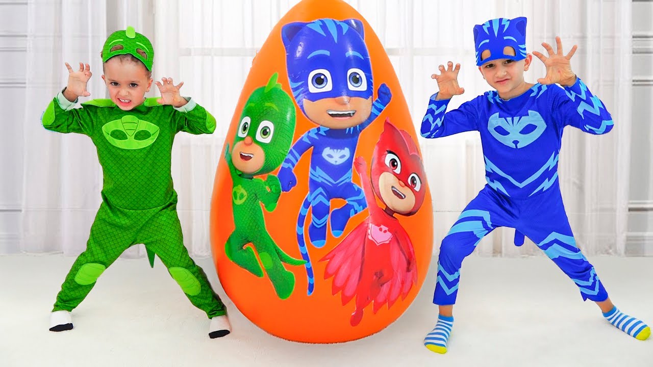Vlad & Niki Play Giant Surprise Eggs with Toys 🎁