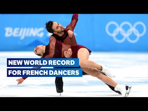 World Record! | Papadakis and Cizeron ice dance highlights | Figure Skating Beijing 2022