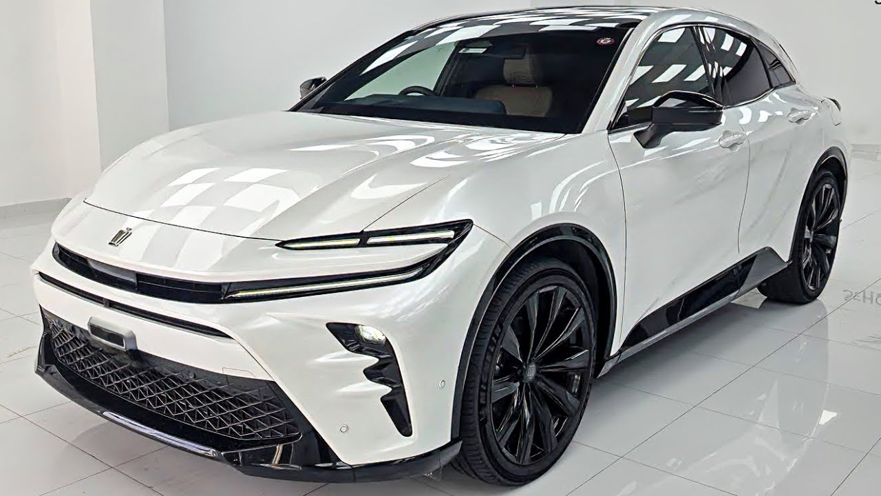 2025 Toyota Crown Sport SUV: Interior & Exterior Tour 🚗