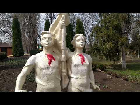 Черкесск. Парк "Зелёный Остров" радует гостей.