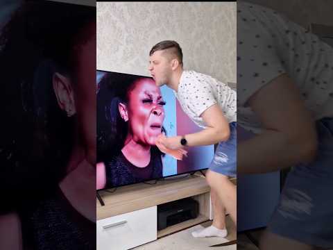 fight with tv 🤣 #shorts #memes #trynottolaugh #viral