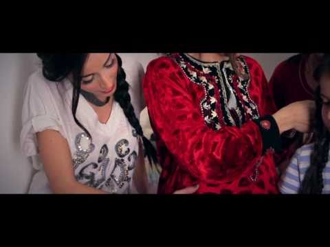 Kenza Farah - Sans jamais se plaindre [Trésor]