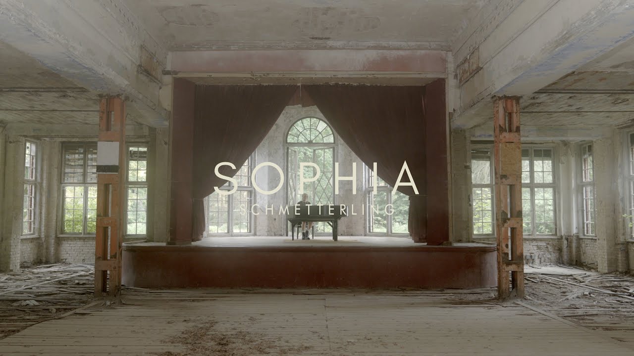 Sophia's New Single 'Schmetterling' Out Now 🦋