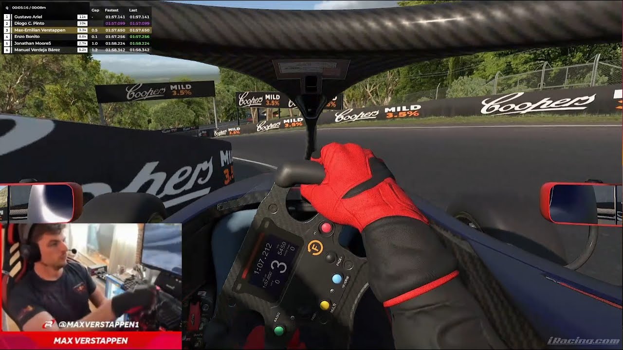 Verstappen's Epic Bathurst Hot Lap on iRacing ๐
