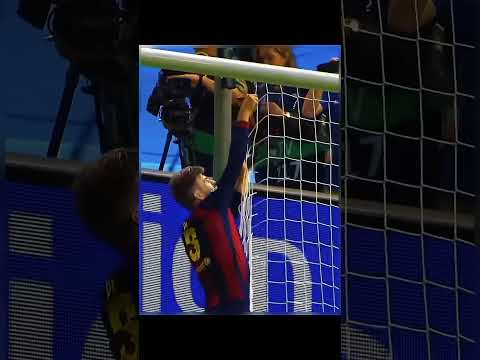 Cubarsi cutting the net ❤️💙 #fcbarcelona #paucubarsi #cubarsi #vivalavida #copadelrey #final #fyp