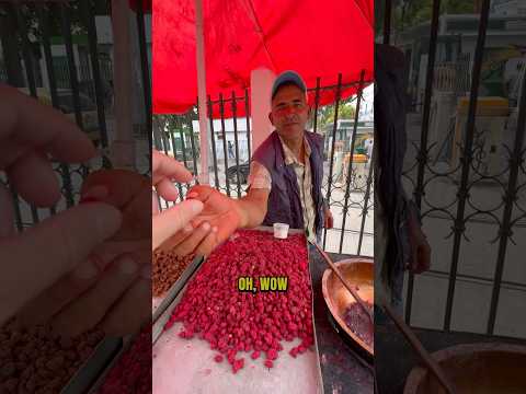 Trying Tunisian Nuts in Tunis 🇹🇳