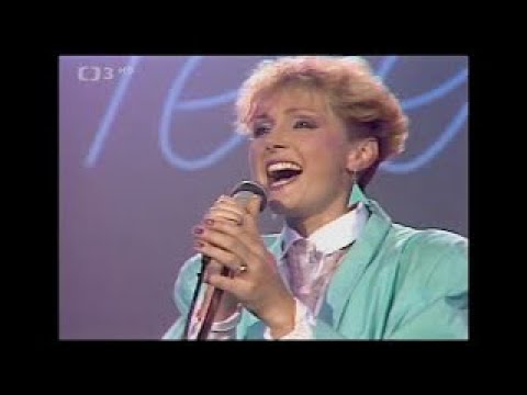Helena Vondrackova 80s mix
