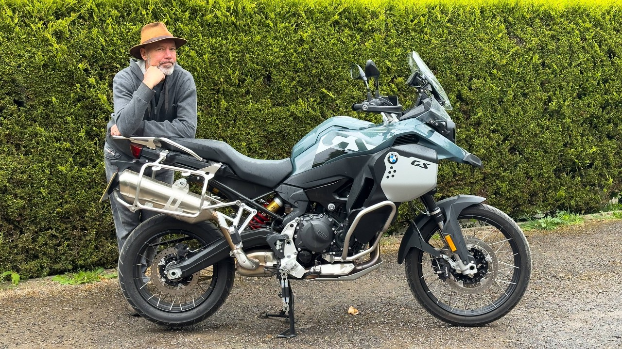 BMW F 900 GS Adventure First Ride & Setup 🚵‍♂️