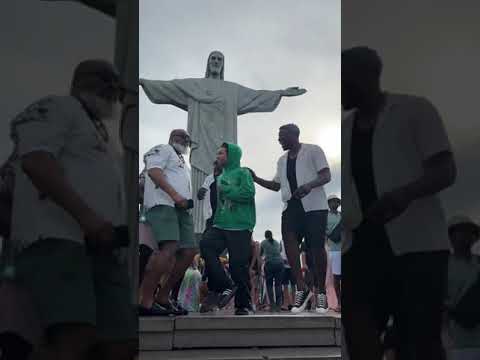 Chill at Cristo with the Boys ✨