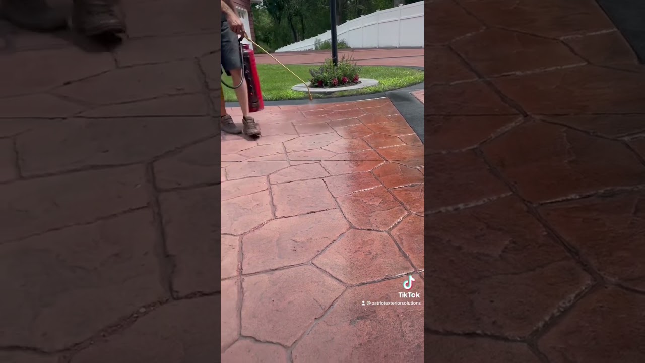 Transform Your Stamped Concrete with Wet Look DecoCrete D1 Sealer β¨