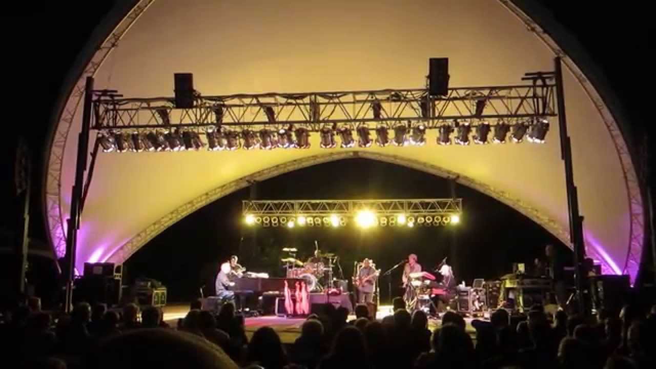 Bruce Hornsby & Noisemakers Live in Williamsburg 🎶